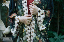 Load image into Gallery viewer, I Dream in Flowers Kimono