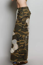 Load image into Gallery viewer, Floral Embroidered Patches Butterfly Patchwork Woven Pants