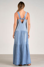 Load image into Gallery viewer, Tiered Maxi Dress