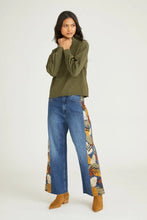 Load image into Gallery viewer, Charlee Wide Leg Jeans