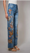 Load image into Gallery viewer, Flower Embroidery High Waist Flare Jean