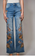 Load image into Gallery viewer, Flower Embroidery High Waist Flare Jean