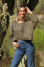 Load image into Gallery viewer, Light weight knit pullover sweater